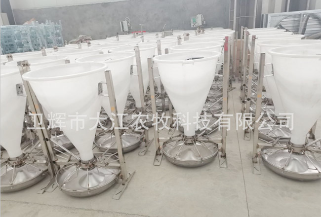 猪用干湿料粥料器的原理与优势介绍